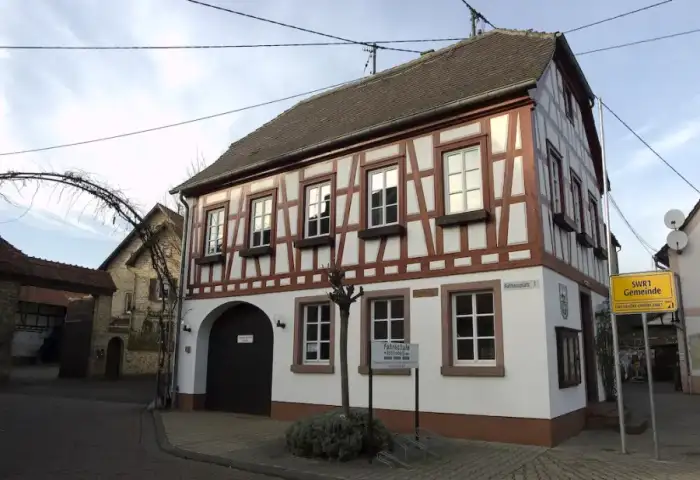 Uelversheim, Ausschnitt